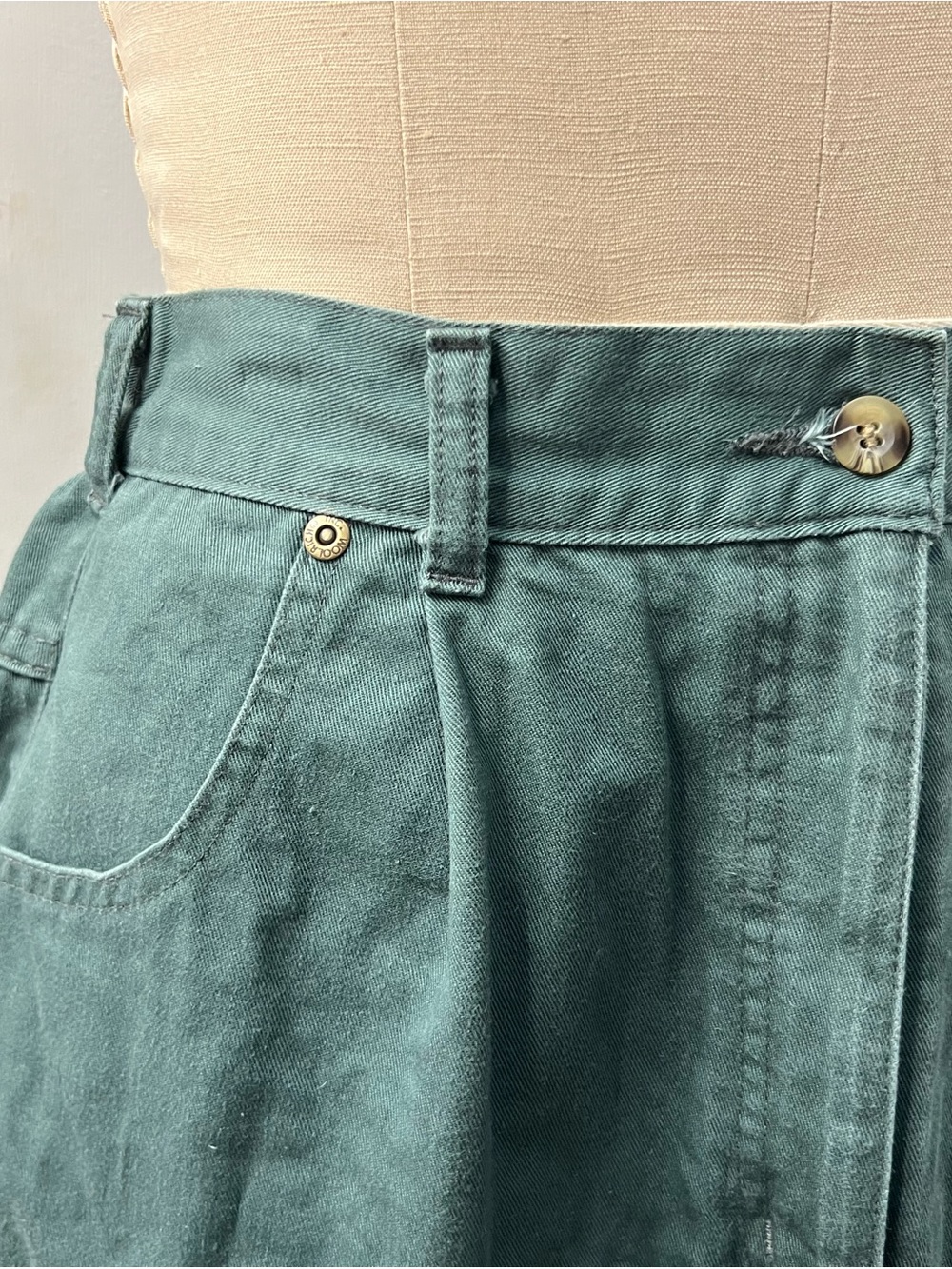 High-Waist Green Cotton Skirt - Picture 2 of 7